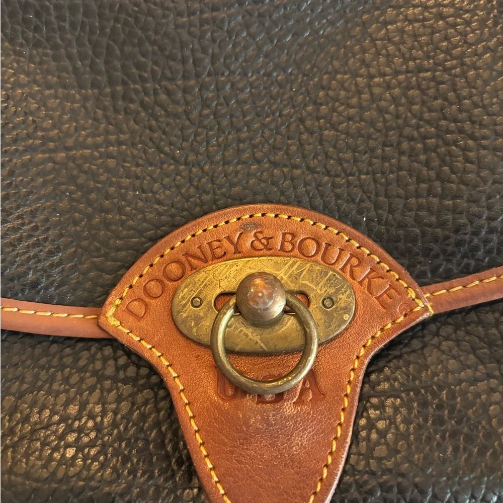 Dooney & Bourke Black and Tan Crossbody Bag - Picture 2 of 9
